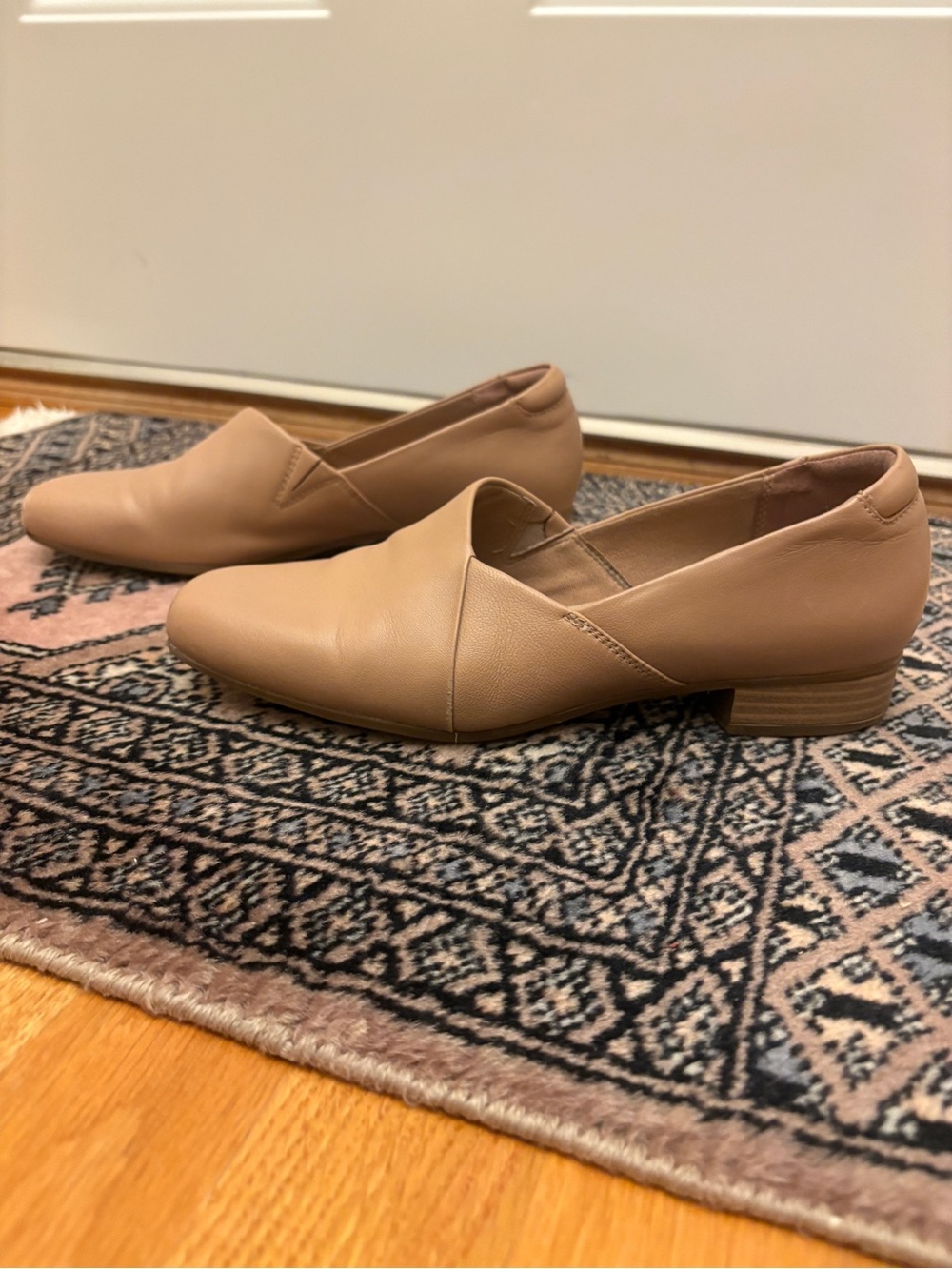Clarks Collection Juliet Palm Women's Nude Slip-On Loafers, 8M